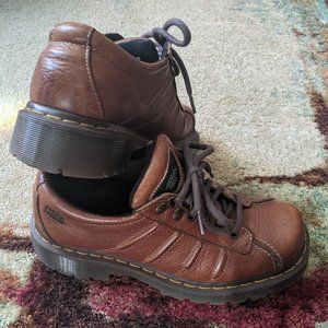 Vintage Dr. Martens Men's Shoes Style 11306